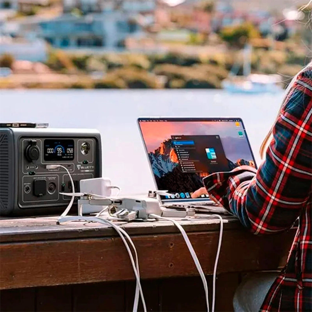 Estación Eléctrica Bluetti EB3A